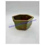 Haeger 4002 Hexagonal Footed Planter