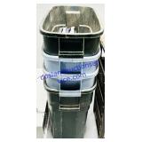 4 Rubbermaid Roughneck 30 Gal Trash Cans w/ Lids