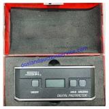 SPI Digital Protractor
