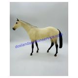 Breyer Traditional Touch Of Class