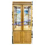 Working Lighted Oak Glass Shelf China Cabinet