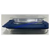 Pyrex Dishes w/ One Lid