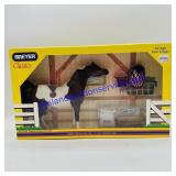 Breyer Classic Stable Feeding