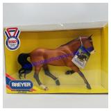 Breyer Traditional Biko-Uset
