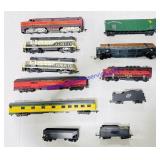 (11) HO Scale Model Train Cars