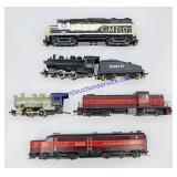 (5) HO Scale Model Train Engines