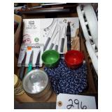 KITCHEN ITEAMS/KNIFES/SILVERWARE