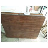 WOOD FOLDING TABLE