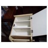 WALL CABINET /PLUS