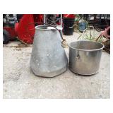 MILK CAN/BUCKET