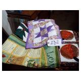 DECOR. SMALL QUILTS