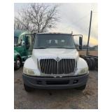 International Truck With Lift Gate