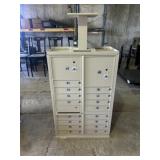 Mailbox Serial P-18568 Has  Keys 62' X 30'