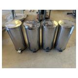 4 United Receptacle Small Trach Bins Damaged