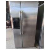 GE Side by side Refrigerator