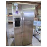 GE Side by side Refrigerator