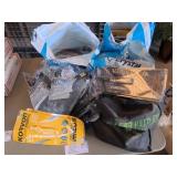 Two Bags of Survival Bracelet & two Bags of Surviv