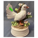 12.18 Glassware: Lenox, Fenton, Westmoreland, Uranium, Hand-Painted Porcelain, Lefton 