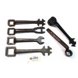 6 pc Lot Buggy unmarked & Dalzell 19 (broken)