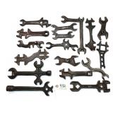 17 pc Lot Wrench Collection