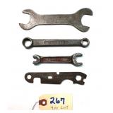 4 pc Lot Motorcycle: Triump (2), Rudge-Witworth &