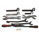 10 pc Lot Buffum Tools (4) latches, (2)