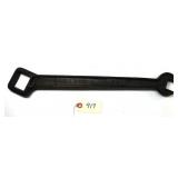 F Harrow KK76, Deere & Mansur Moline, IL 18 3/4"