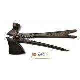 Thomas Combination tool with hatchet & hammer