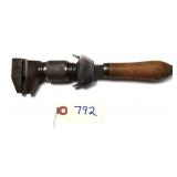 Combination quick adjust and double screw adjust