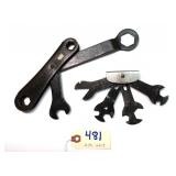 2 pc Lot Slot-Lock combination tool set with 4