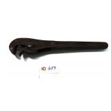 Ware self adjusting pipe wrench with adjustable