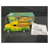 ERTL COLLECTIBLES JOHN DEERE 1950 DIE CAST CHEVY