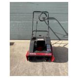 YARD MACHINE 4 1/2HP 21" GAS POWERED SNOW BLOWER