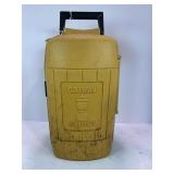 COLEMAN LANTERN 1980 W/ COLEMAN YELLOW LANTERN