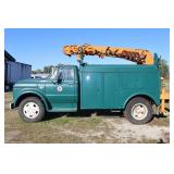 1967 CHEVROLET 50 SERIES MANUAL AUGER TRUCK -