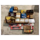 LARGE LOT OF NAPA STROBE LIGHTS, LENS CAPS, AMBER