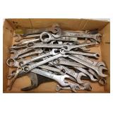 LOT OF ASSORTED COMBINATION WRENCHES - STANDARD &