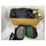 LARGE LOT OF ASSORTED WORK GLOVES