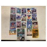 LOT OF 30 MLB CARDS - REDS PHIL GAGLIANO