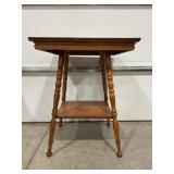 OAK PARLOR / BIBLE STAND W/ ORNATE TRIM -