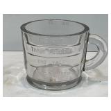 SELLERS GLASS EMBOSSED 1 CUP MEASURING CUP