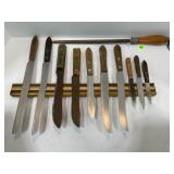 BUTCHERING KNIVES AND KNIVE STEEL ON MAGNETIC
