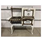 THE FAVORITE STOVE & RANGE CO. STYLE N1016W