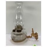 CAST IRON WALL MOUNT OIL LAMP HOLDER WITH OIL LAMP