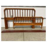 LEXINGTON WOOD HEADBOARD AND FOOTBOARD WITH SIDE