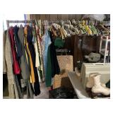 HEAVY DUTY CLOTHING RACK WITH VINTAGE