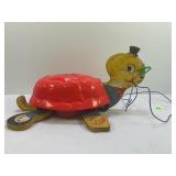 FISHER PRICE TIMMY TURTLE PULL TIGHT MUSICAL TOY