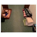 CONTENTS OF CLOSET - ISOTONER SIZE LARGE MEN