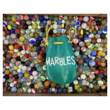 LARGE LOT OF ASSORTED MARBLES & MARBLE BAG