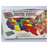 1967 UNITED STATES PLASTIC PUZZLE INLAID MAP BY
